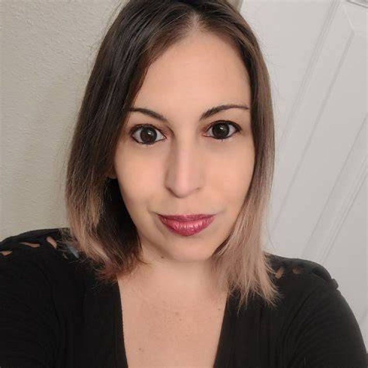 Valerie DeLeon Houston, TX about.me