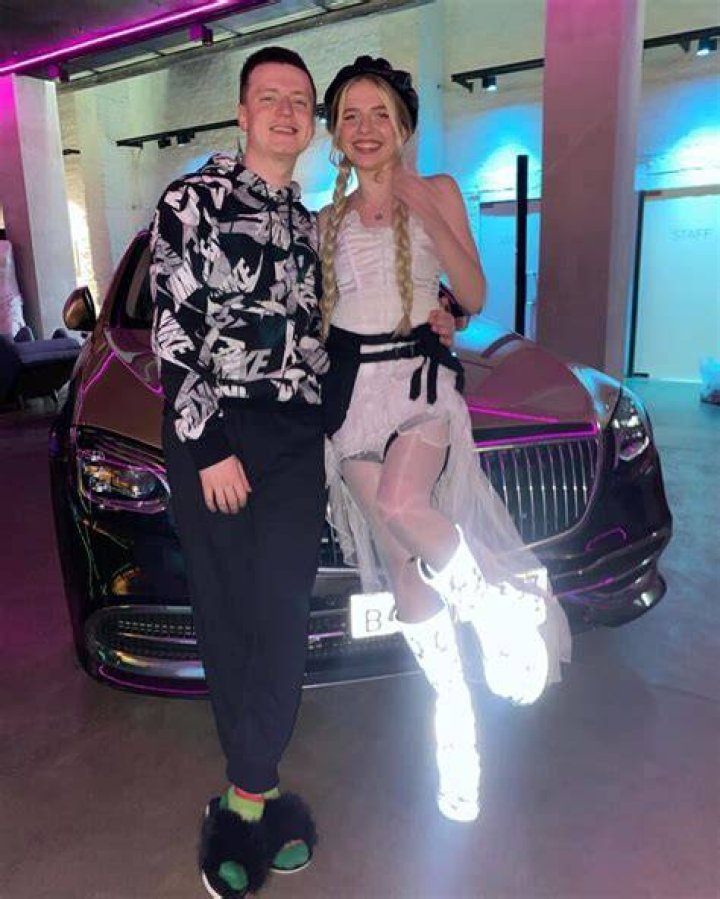 Who Is Mellstroy Married To?