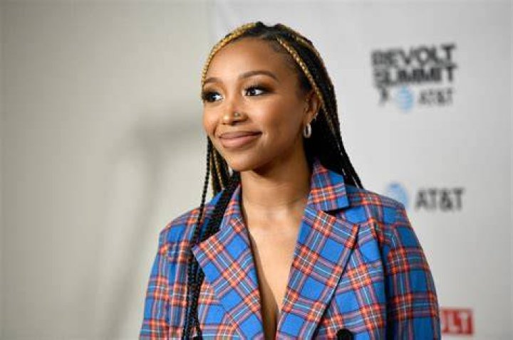 Zonnique Pullins&rsquo; Latest Pregnancy Photos Have Fans In Awe Celebrity
